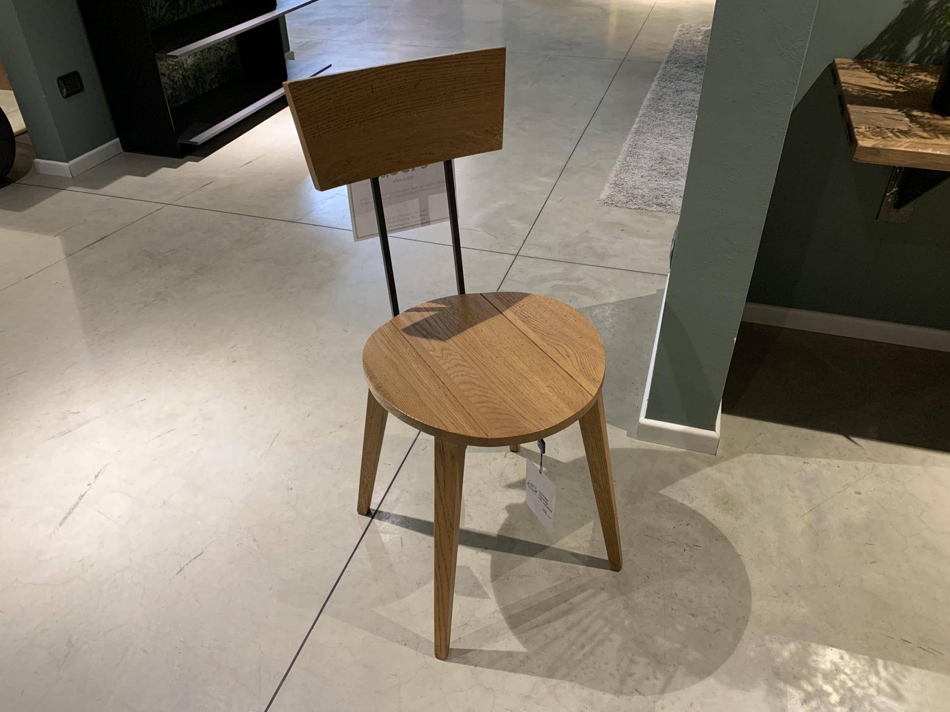 Sedia modello Aida in rovere