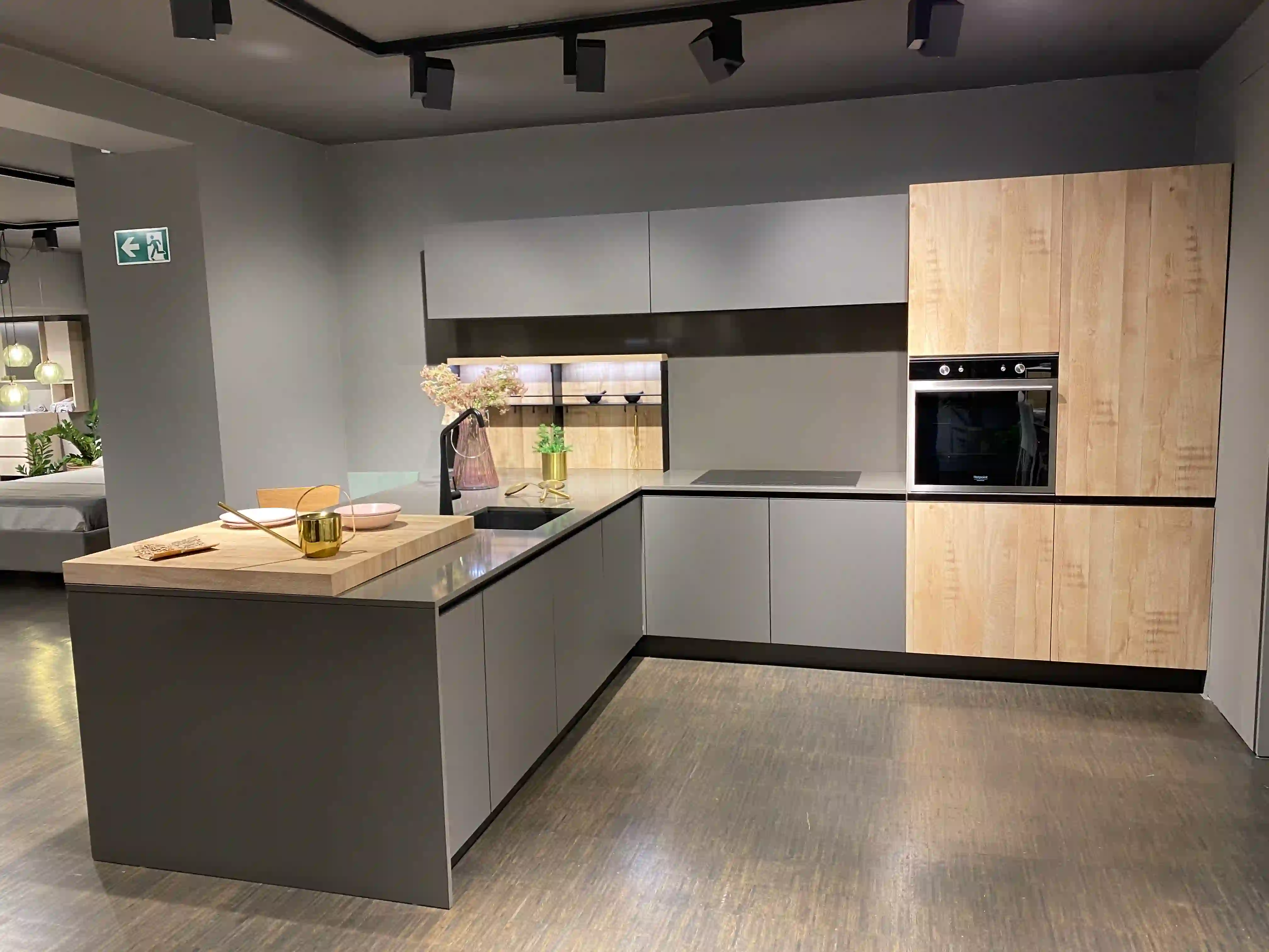 Cucina Kalì con top in quarzo