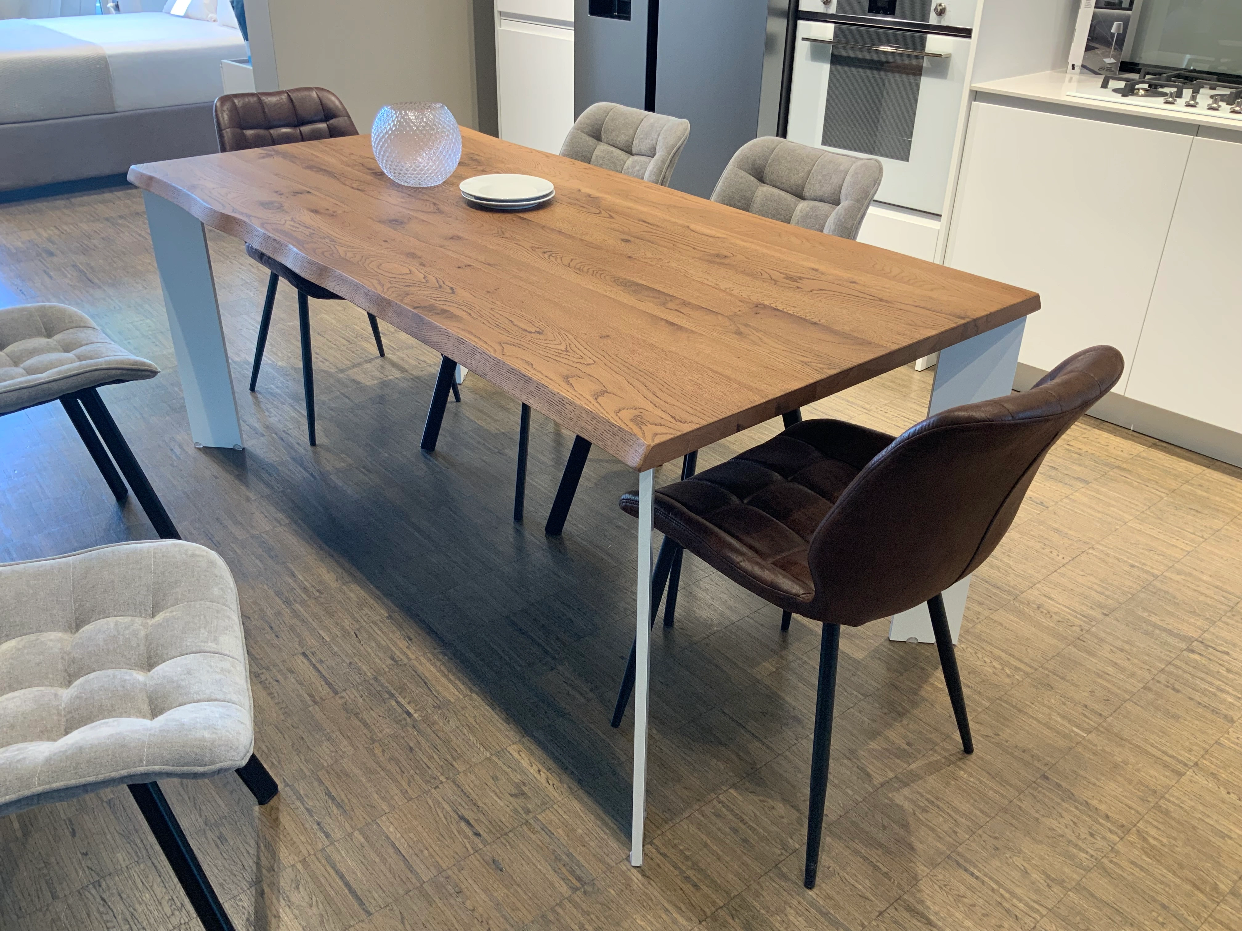 Tavolo Smart in rovere massello
