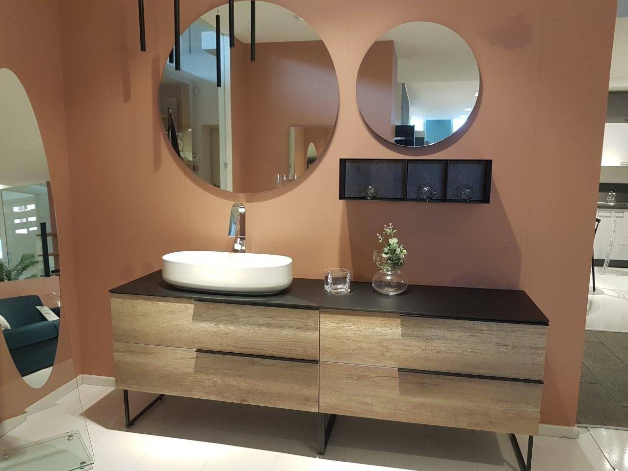 Mobile bagno completo di lavabo e miscelatore