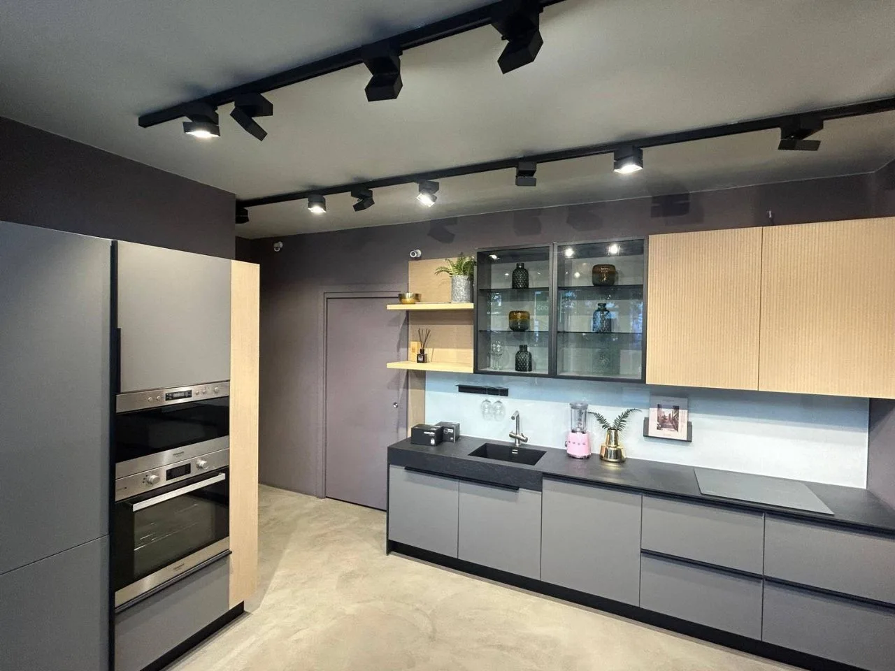 Cucina Tratto_10 completa di elettrodomestici Hotpoint