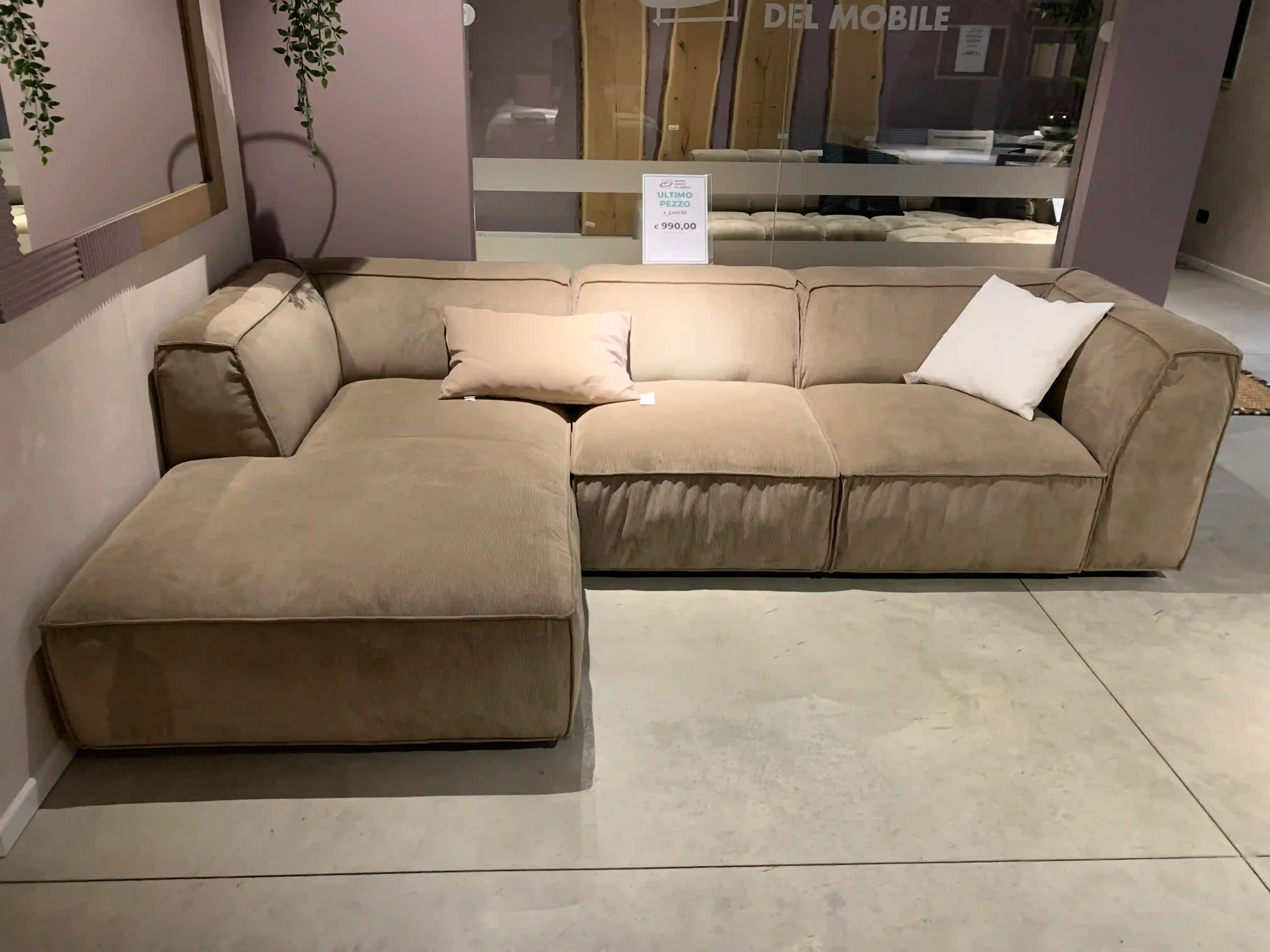 Divano con penisola modello Farfield