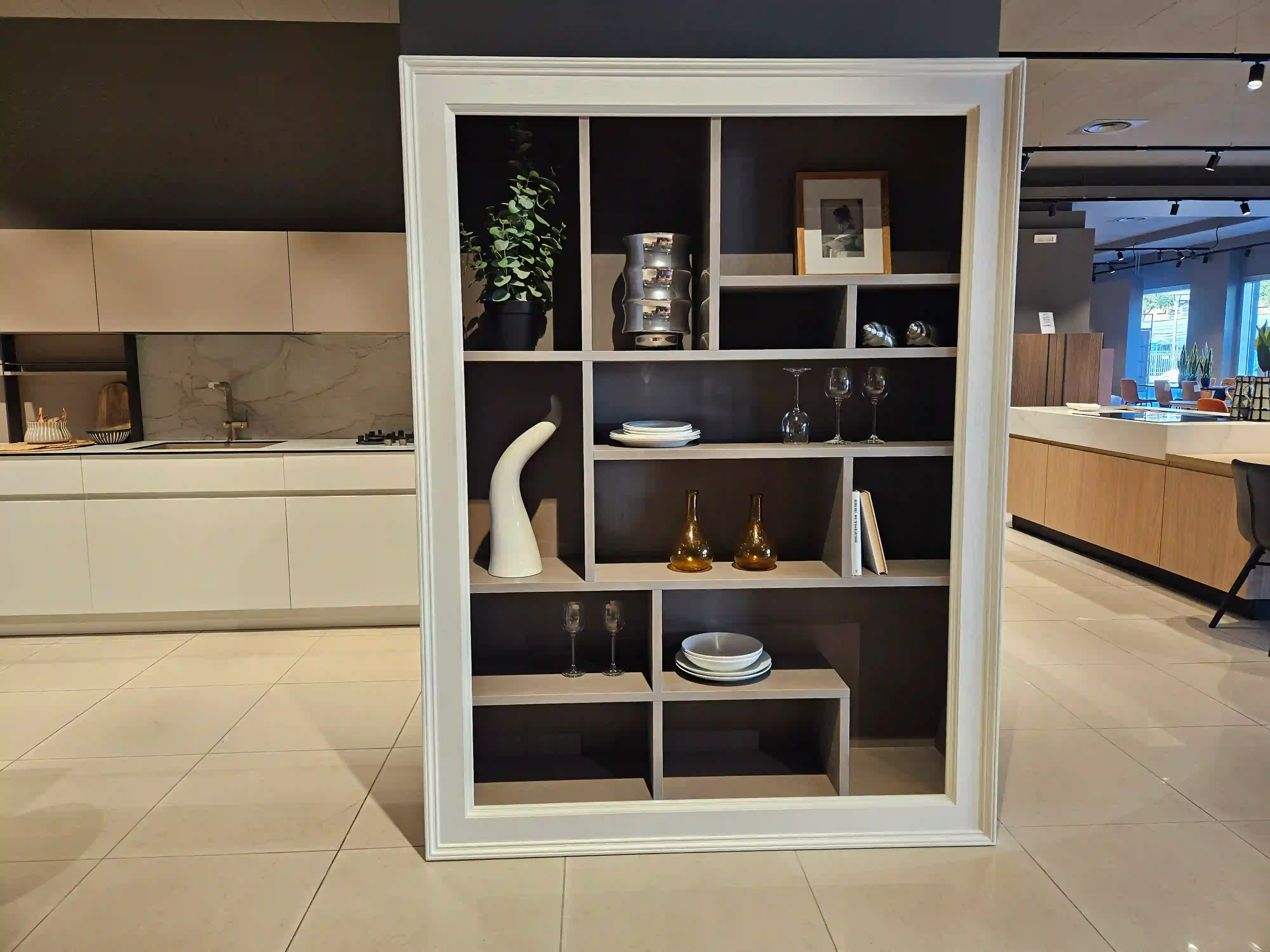 Libreria Lexington a terra con cornice Libreria Lexington a terra con cornice