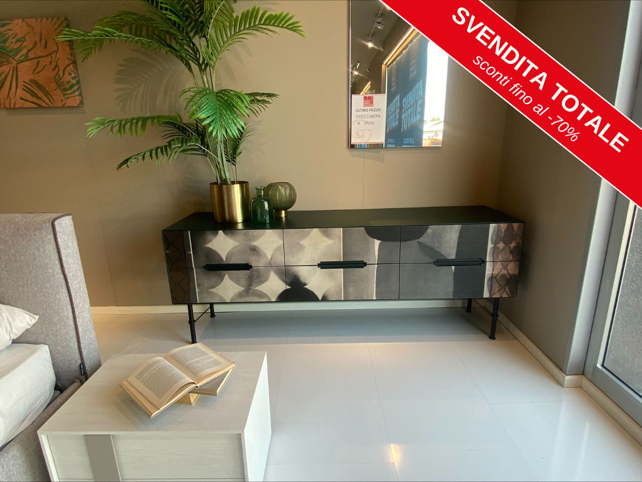 Madia in rovere con 6 cassetti