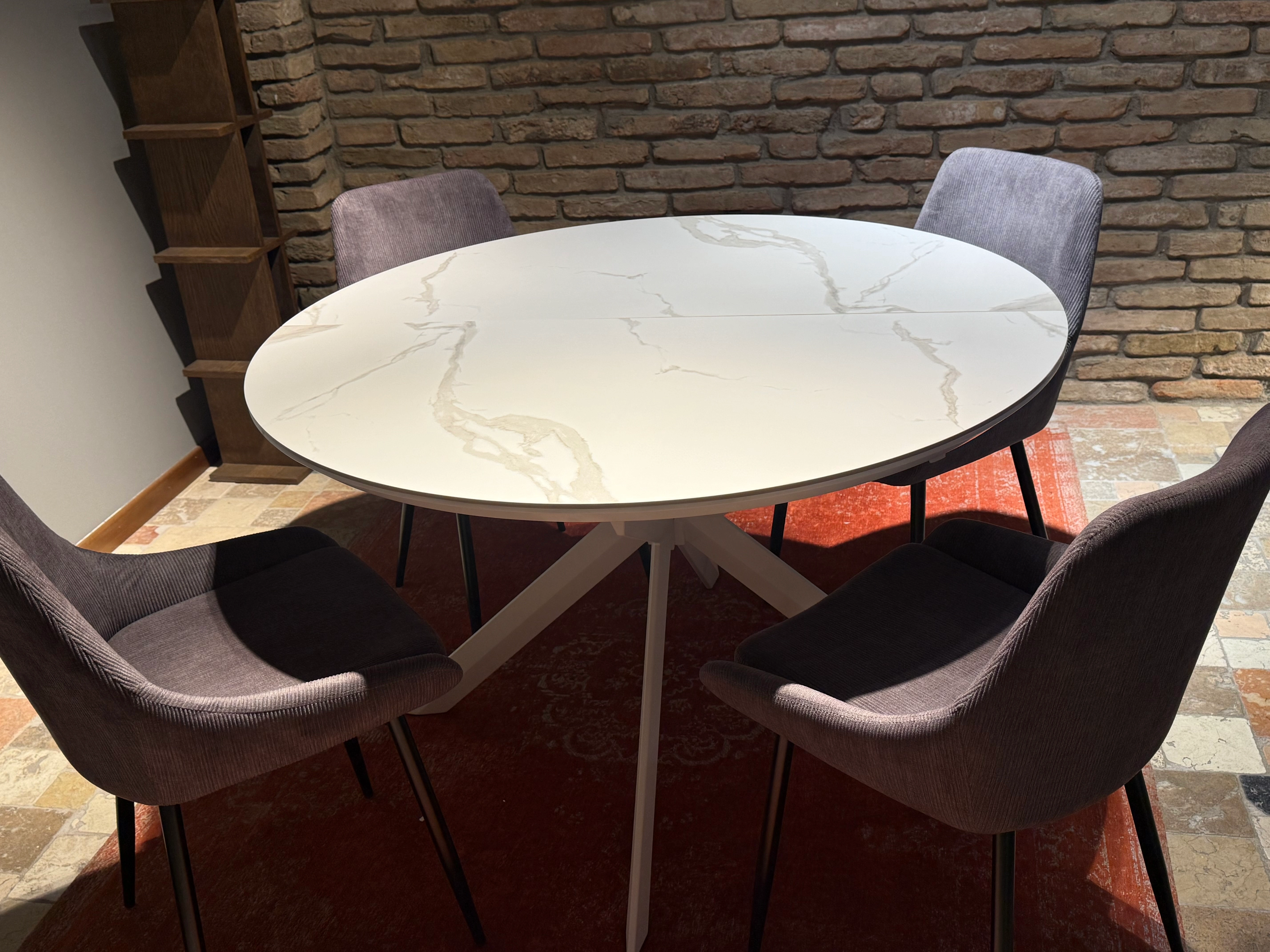 Tavolo tondo in ceramica Enea