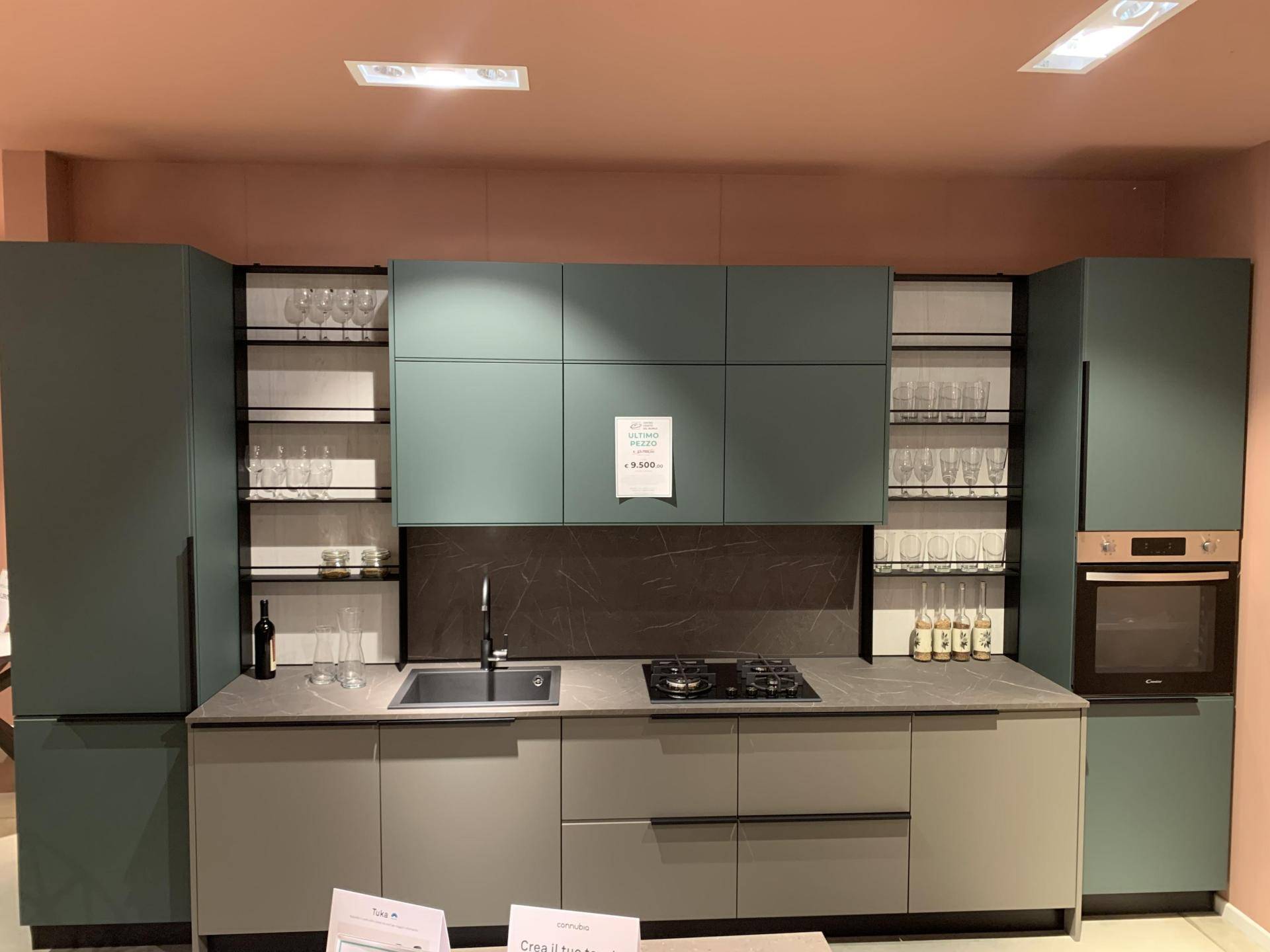 Cucina Tratto_10 lineare con base avanzata