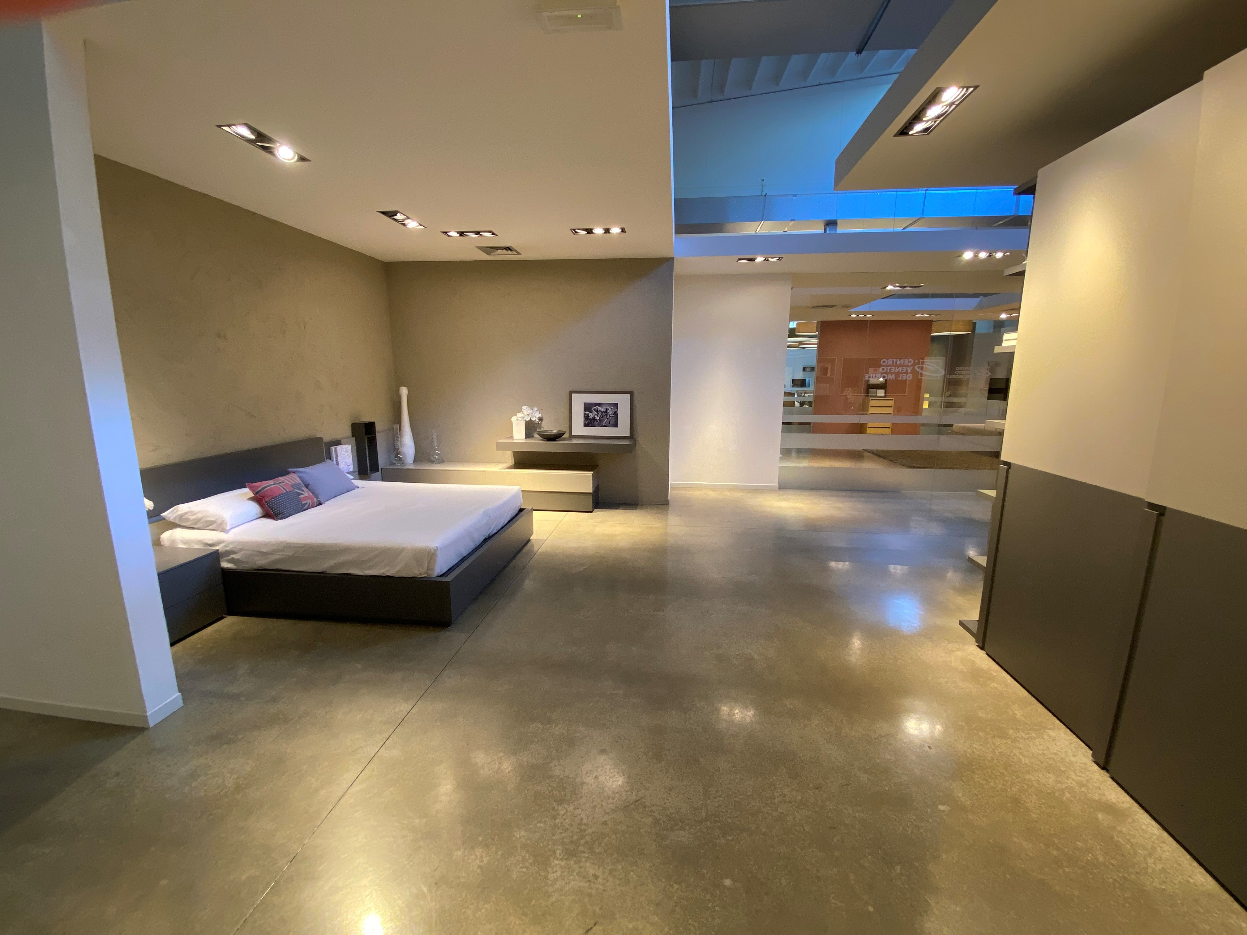 Composizione con letto Scacco