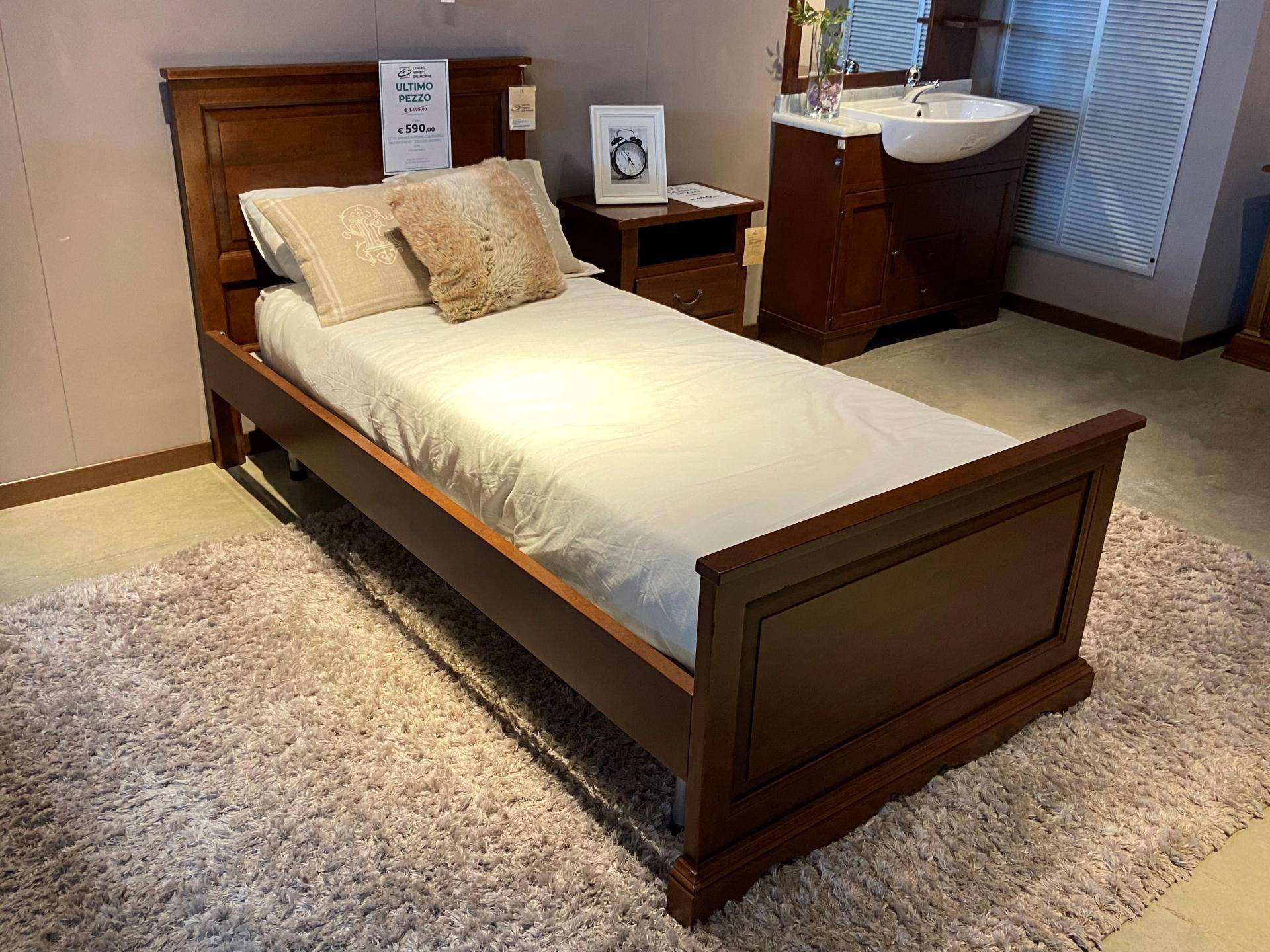 Letto in pioppo