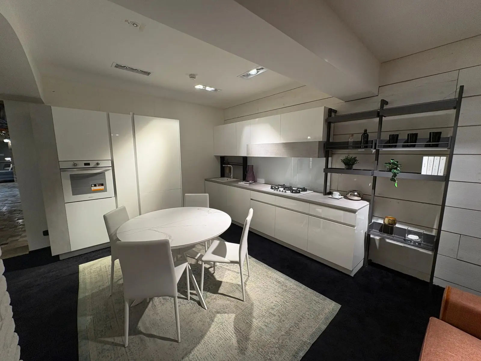 Cucina Kalì in laminato pet lucido