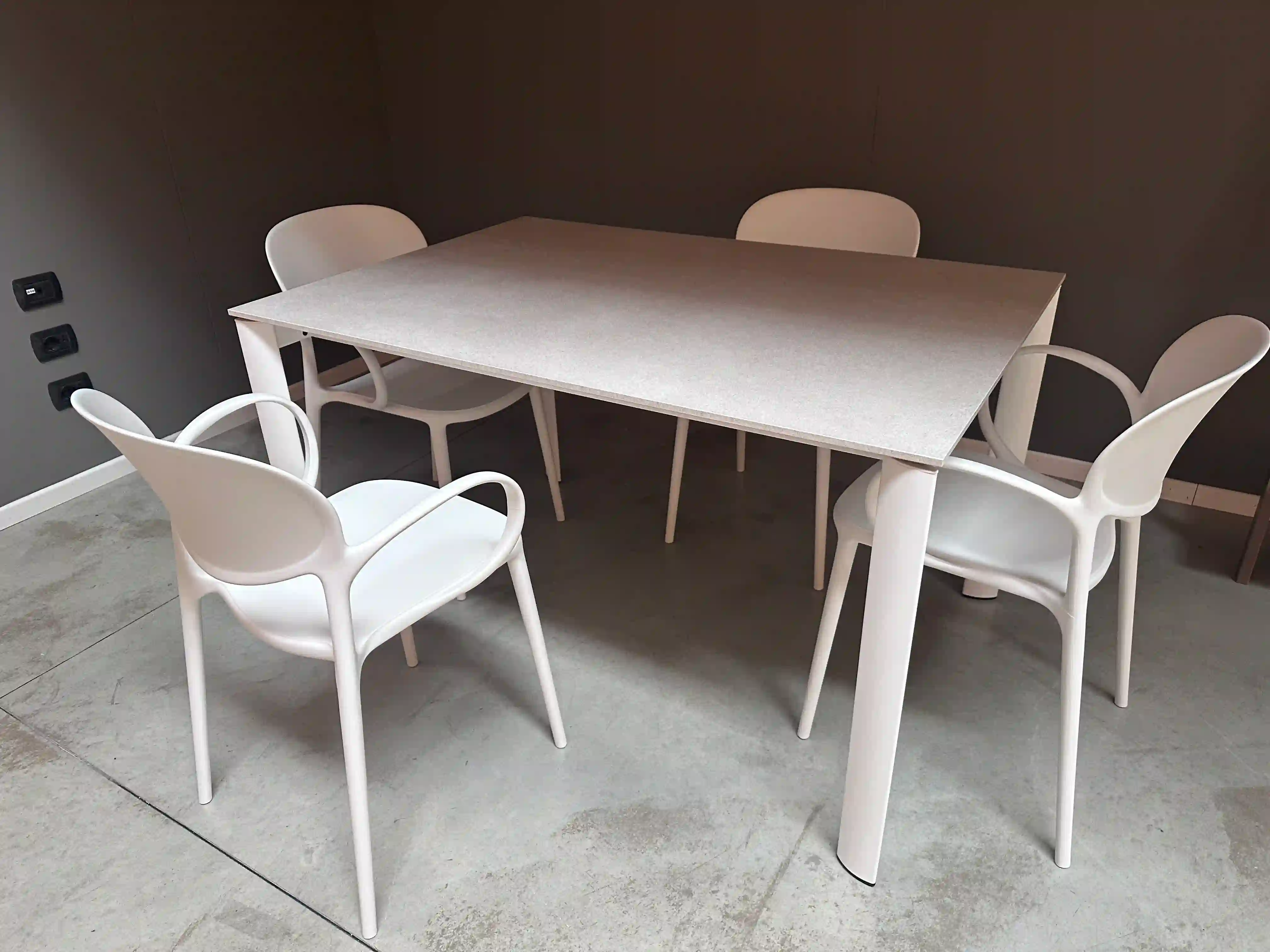 Set tavolo Eminence con 4 sedie Abby