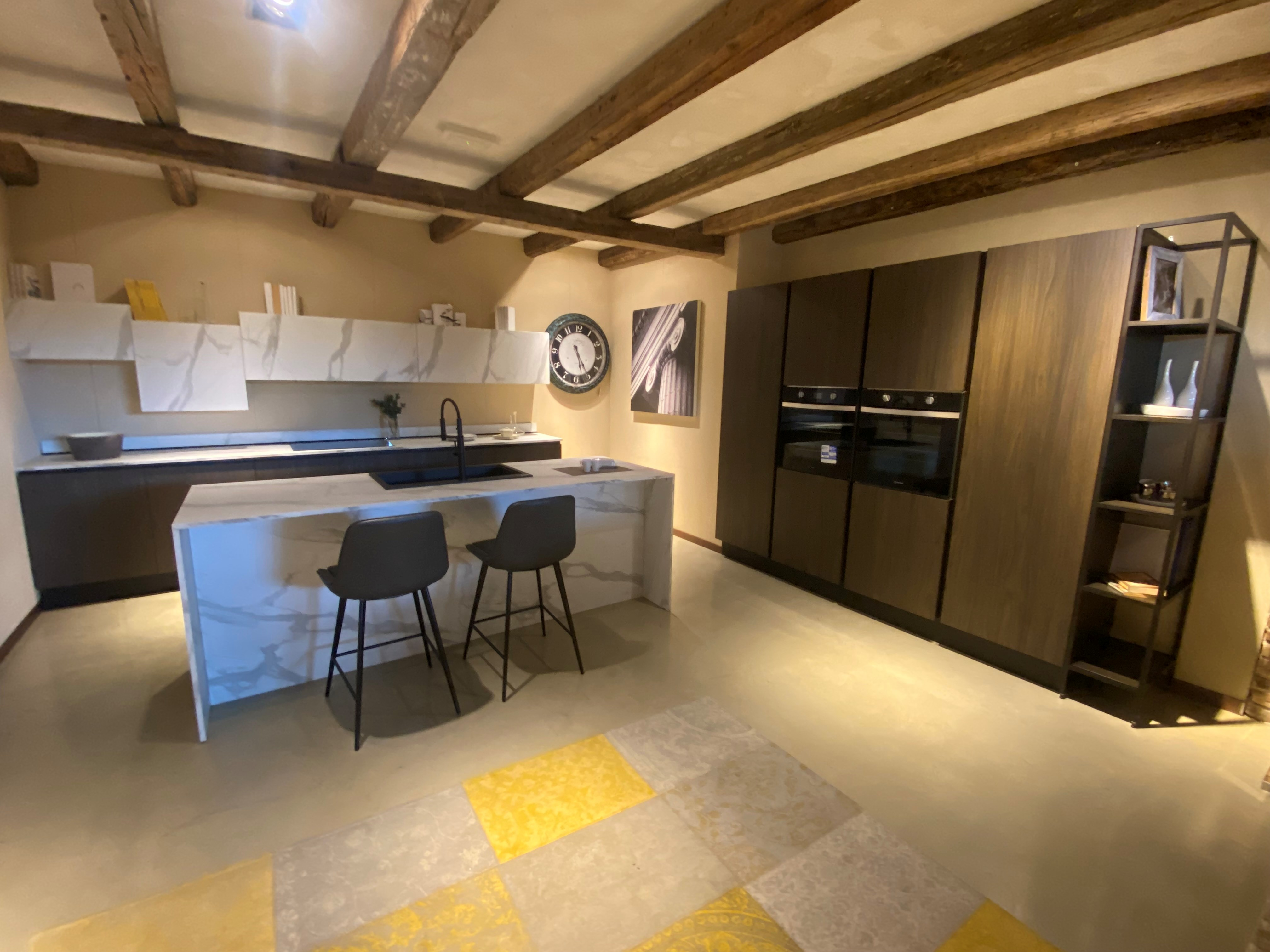 Cucina Arredo3 Kalì in pietra bianca